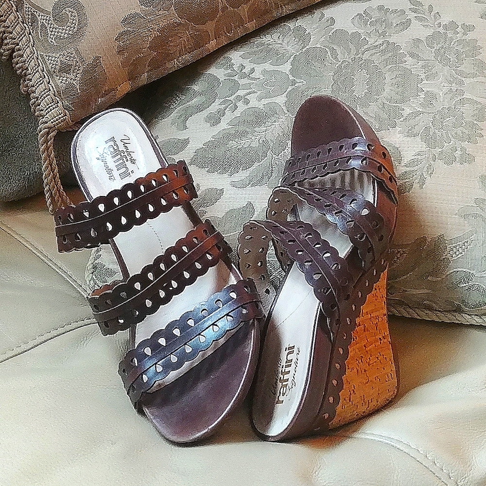 Gently worn Chocolate Brown Umberto Raffini Signature Strappy Cork Wedges 40-41